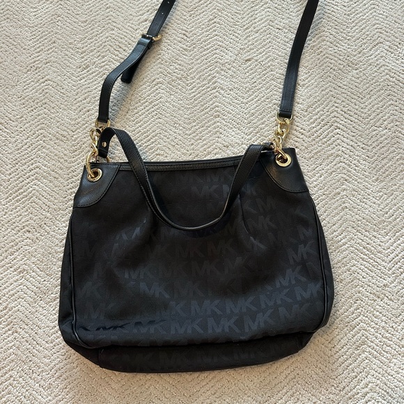 Michael Kors Black Monogram Shoulder Bag - Picture 1 of 4